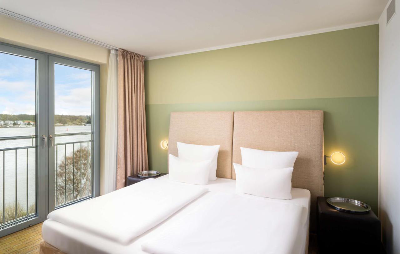 Elaya Hotel Hamburg Finkenwerder Ehemals The Rilano Hotel Hamburg-Harburg Exteriör bild